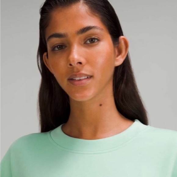 Lululemon Perfectly Oversized Cropped Crew Wild mint size 6 - Picture 3 of 6